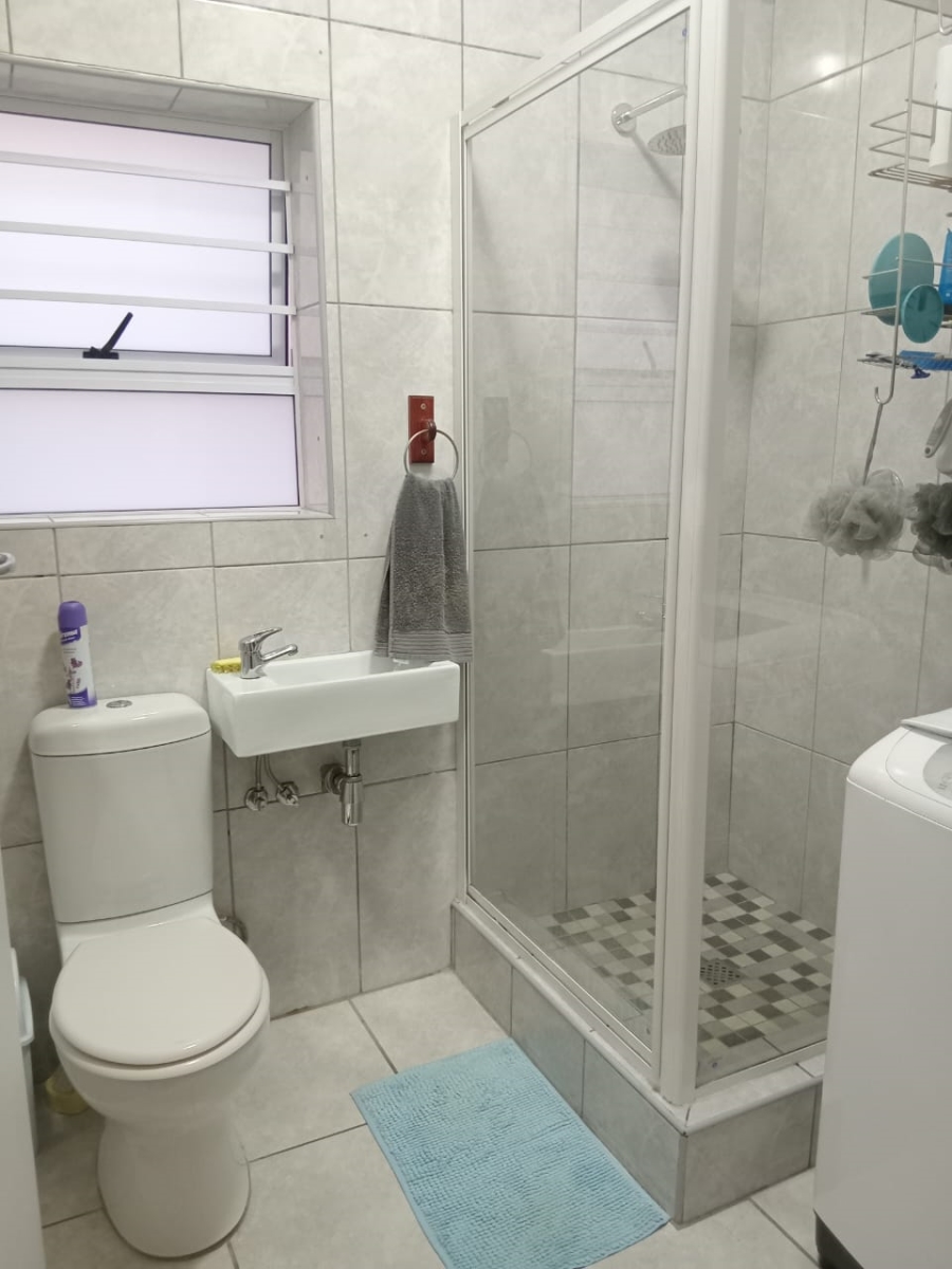 2 Bedroom Property for Sale in Mossel Bay Central Western Cape